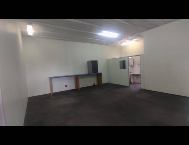 BUSINESS PROPERTY TO RENT IN GILLVIEW
